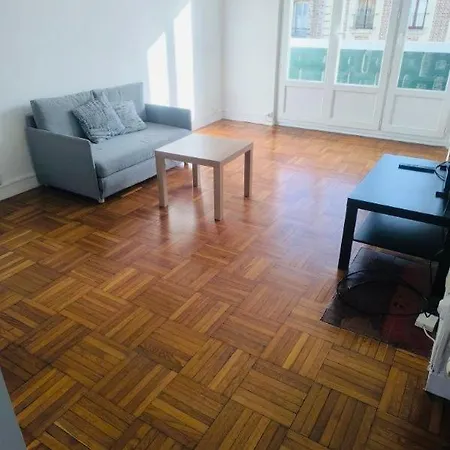 Vue Quartier Apartment *