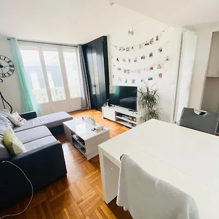 Apartment Vue Quartier